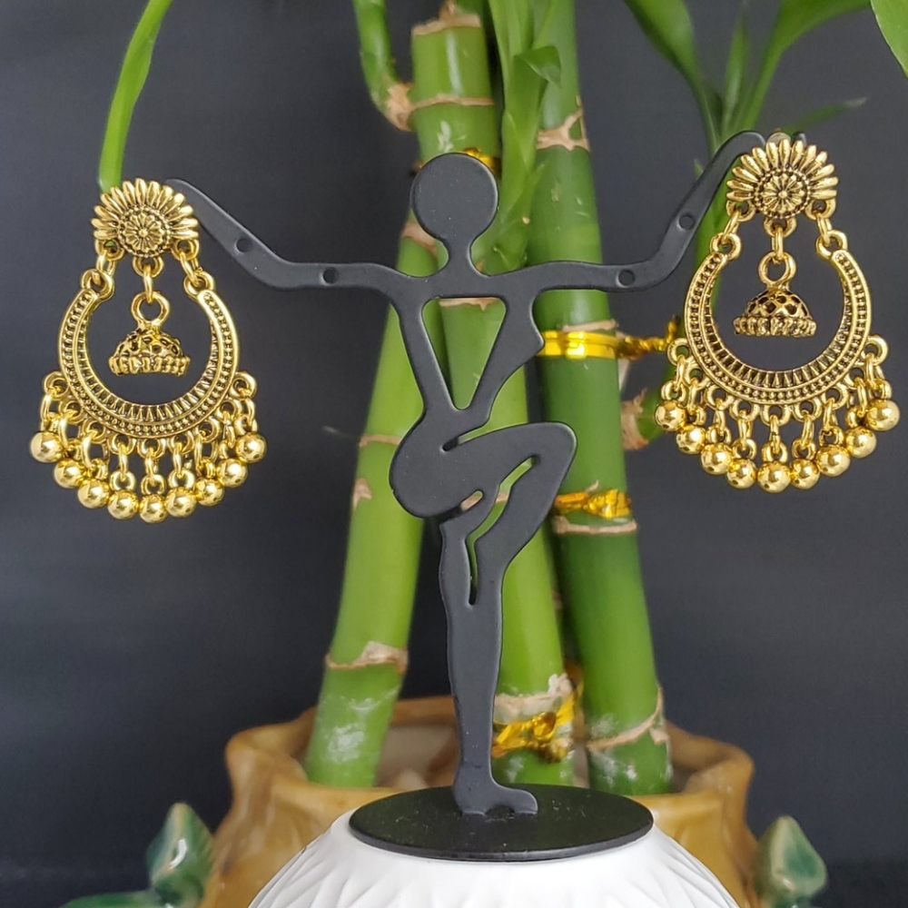 Fancy Earring